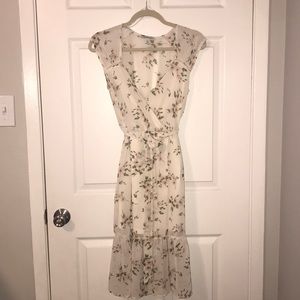 CHARLOTTE RUSSE FLORAL DRESS